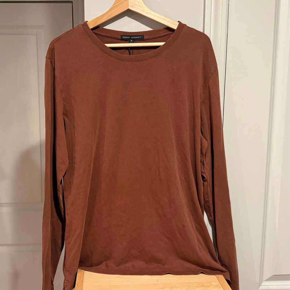 Robert Barakett Men's Long-Sleeve Crewneck — Chestnut Brown